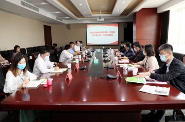 黄冈市委常委、统战部部长李幼平一行莅临Z6官网纸业调研领导