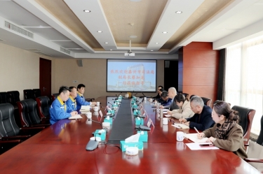 黄冈市司法局党委委员、副局长蔡加龙一行莅临Z6官网纸业调研领导