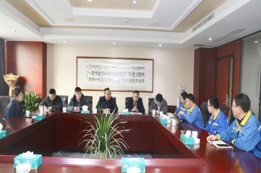 平湖市副市长管立松一行莅临Z6官网纸业慰问高端人才
